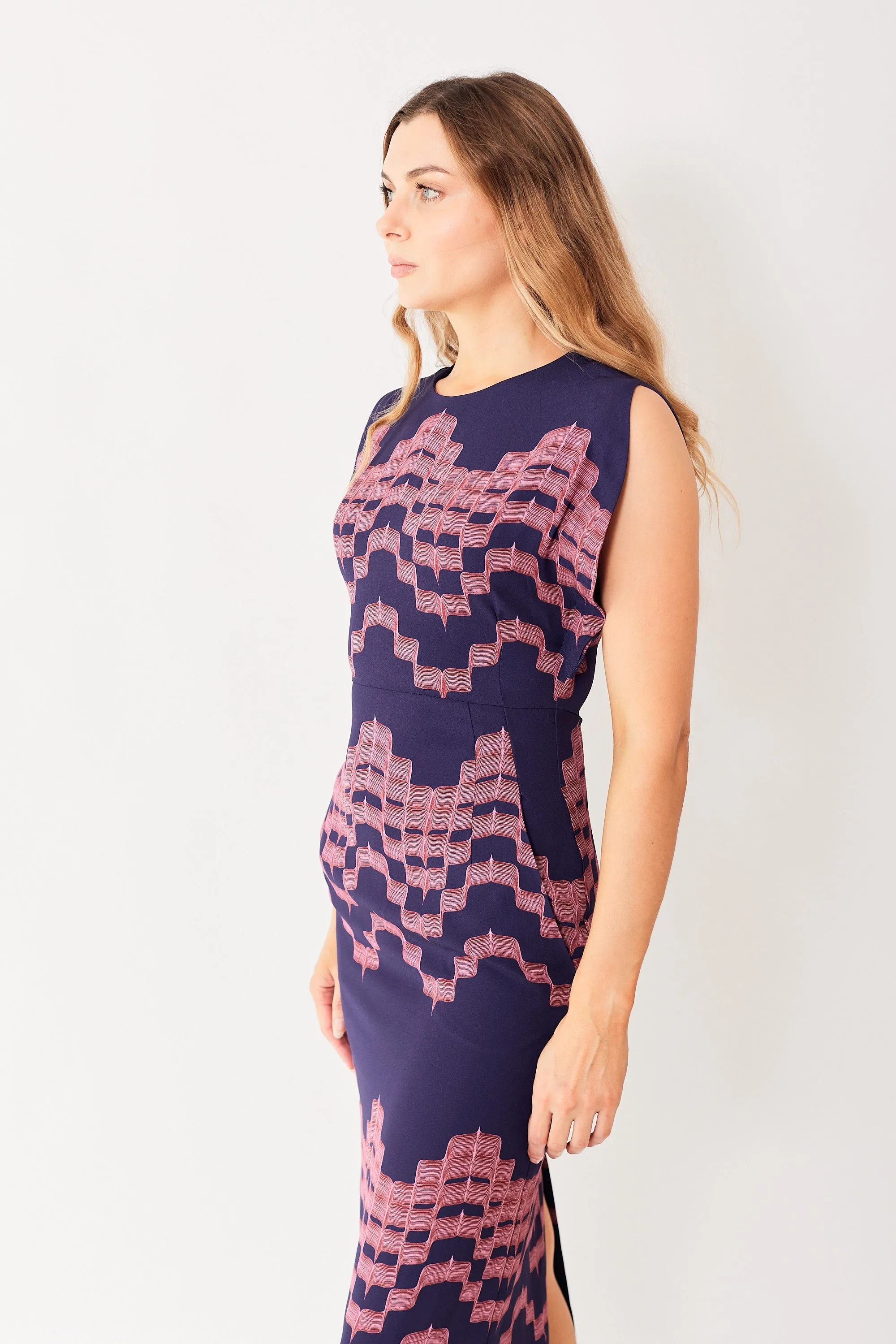 Odeeh Printed Back Zip Viscose Dress With Pockets