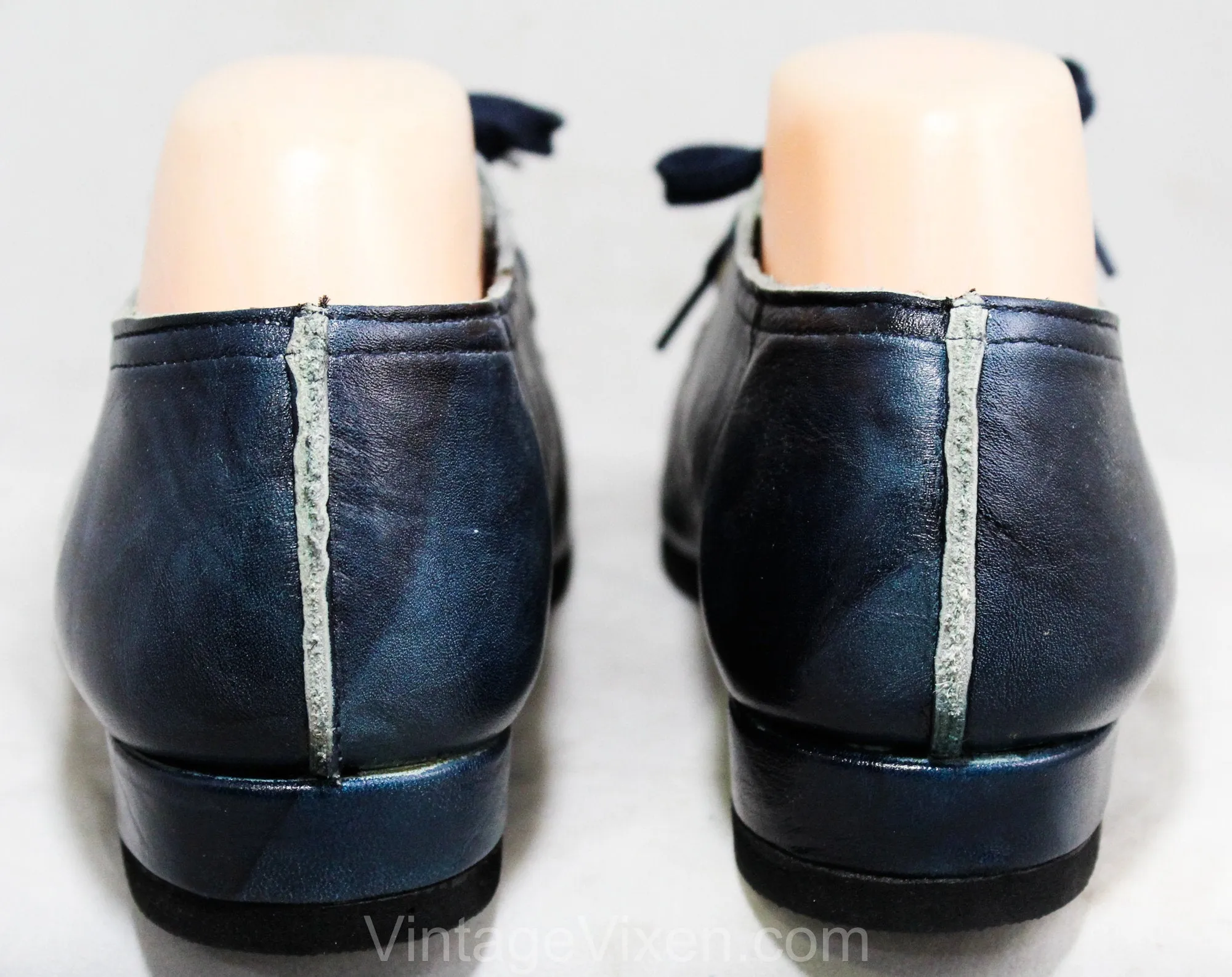 Size 3 Retro Blue 1960s Sneakers - Childrens Teens 60s 70s Shoes - Casual Leather Round Toe Tie Laces - Old School Deadstock - 50596